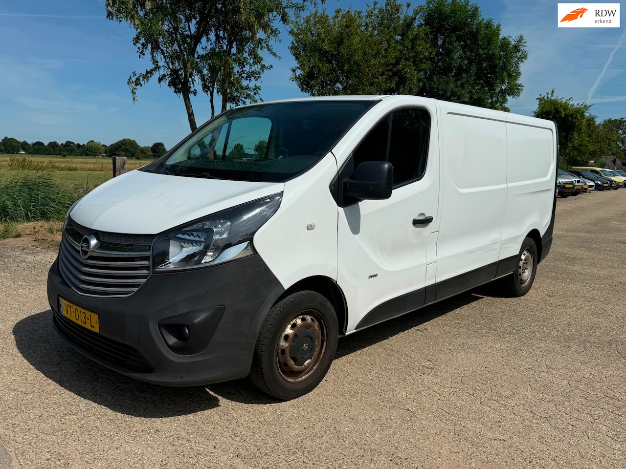 Opel Vivaro - 1.6 CDTI L2H1 Edition EcoFlex Weinig KM ! - AutoWereld.nl