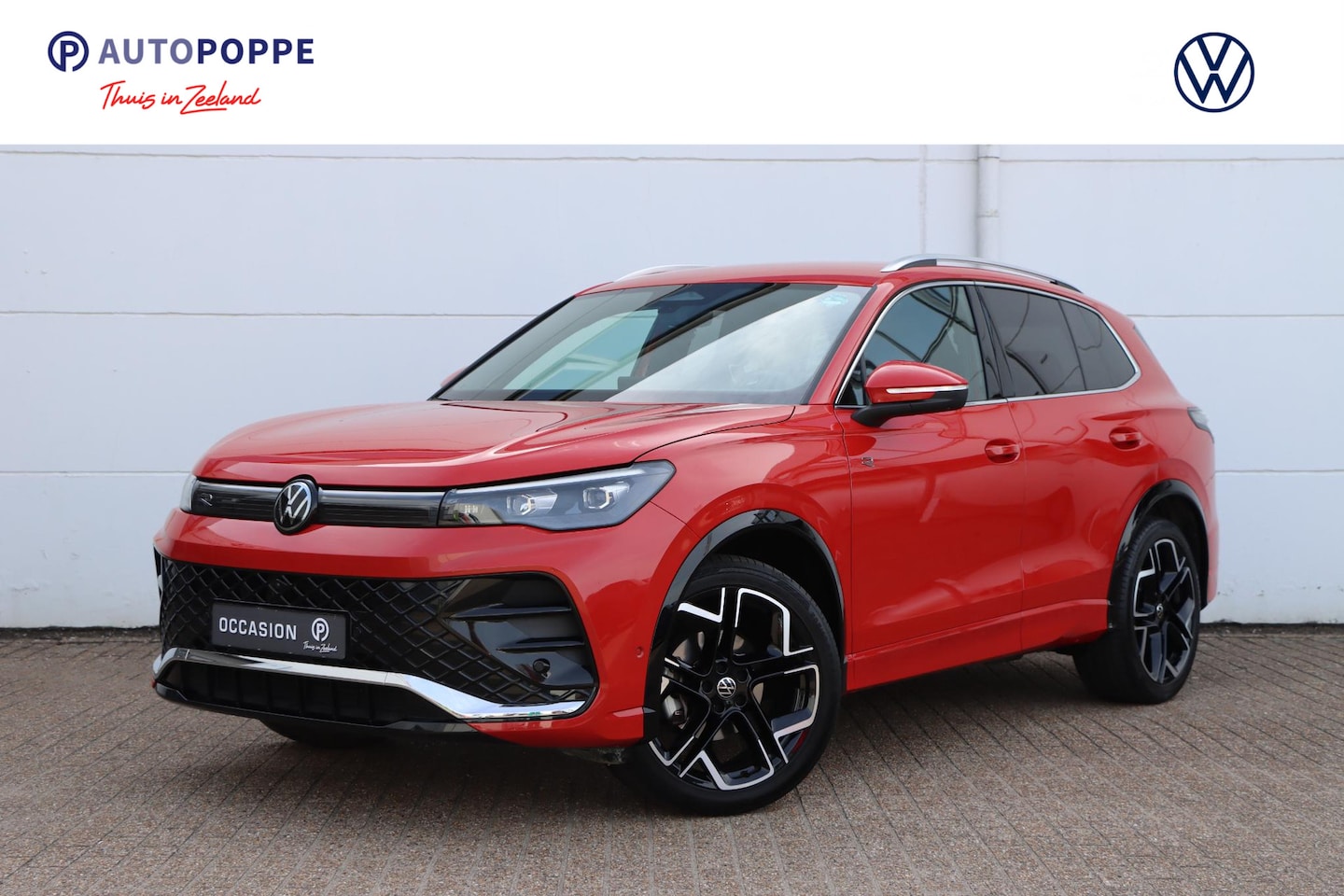 Volkswagen Tiguan - 1.5 eTSI R-Line Edition DSG7 150pk Black Style - AutoWereld.nl