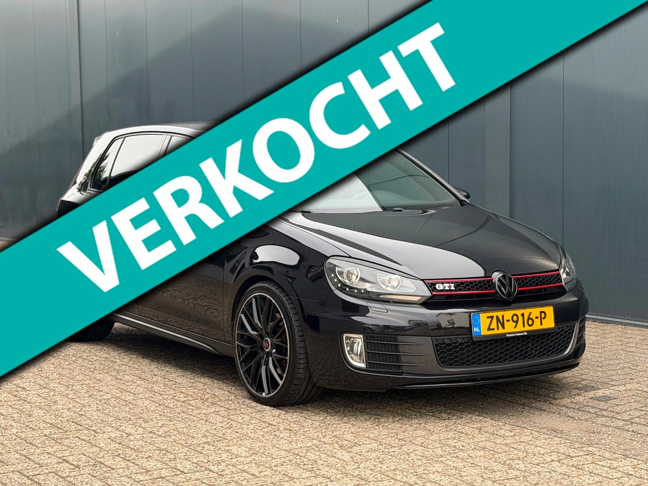 Volkswagen Golf - 2.0 GTI DSG | Stoelverwarming | Leder | Carplay | Boekjes - AutoWereld.nl