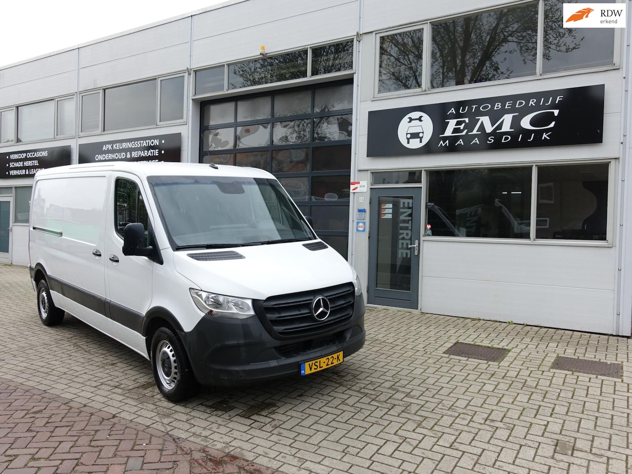 Mercedes-Benz Sprinter - L2H1 MBUX 7 Inch parkeer sensoren v+a - AutoWereld.nl