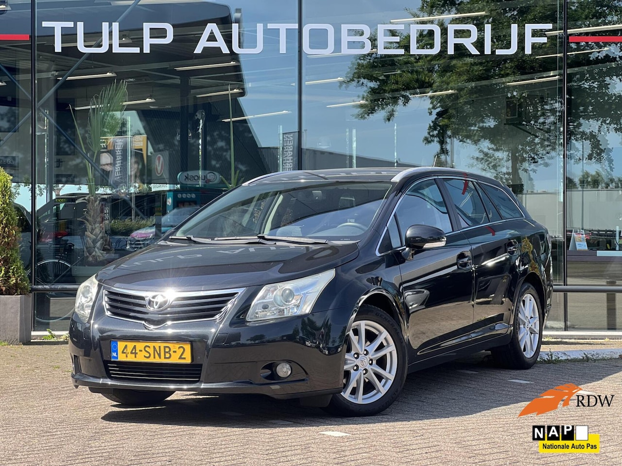 Toyota Avensis - 2.0 VVTi Dynamic Business Automaat Topstaat! - AutoWereld.nl