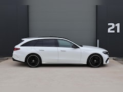 Mercedes-Benz E-klasse Estate - 300 e AMG Line / Panoramadak / Memory Stoelen / Hyperscreen / Keyless-Go / Burmester 4D Su