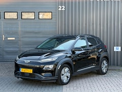 Hyundai Kona Electric - EV Limited 64 kWh|Fase 3|95% Soh|Cam|Leder|Head-Up|Dodehoek|Stoel Verkoeling+Verwarming