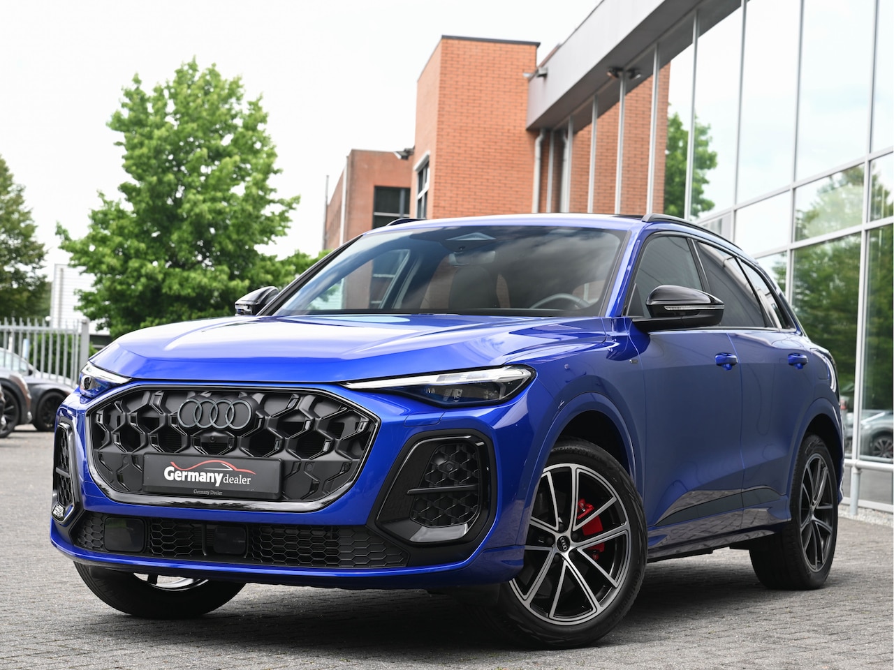 Audi Q5 - 55 TFSI e-hybrid 367PK Quattro Competition Pano Head-UpTrekhaak B&O 360Cam Keyless ACC 20- - AutoWereld.nl