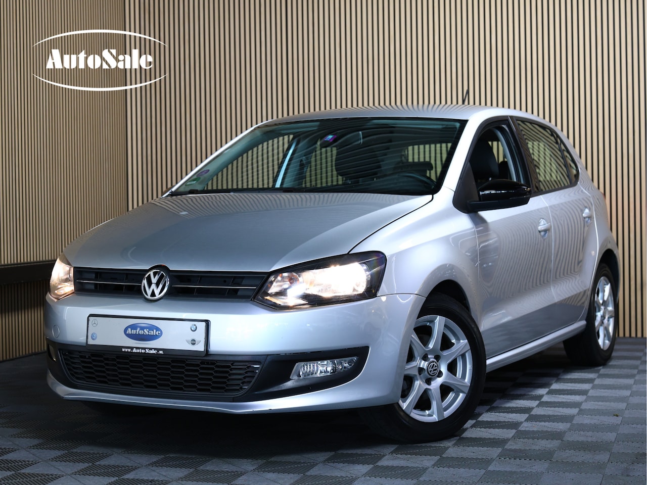 Volkswagen Polo - 1.2 Easyline AVM CARPLAY AIRCO BLUETOOTH '11 - AutoWereld.nl