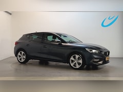 SEAT Leon - 1.5 TSI 150pk FR Business Intense Camera Stoelverwarming Adaptive Cruise Sfeerverlichting