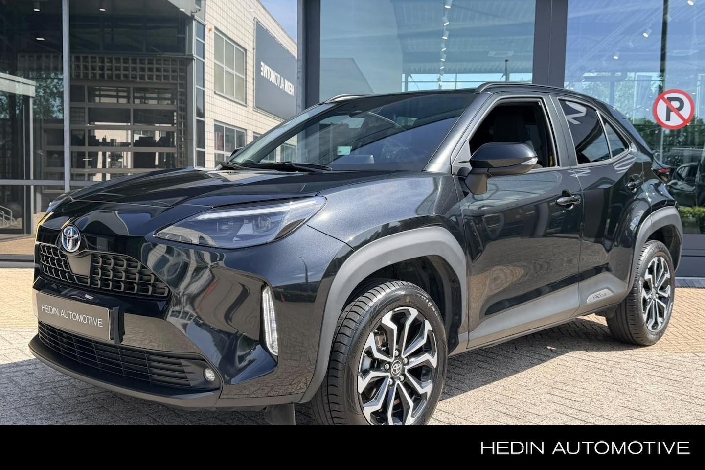 Toyota Yaris Cross - 1.5 Hybrid Dynamic | Navigatie | Camera | Climate control | Adapt. Cruise | Apple Carplay - AutoWereld.nl