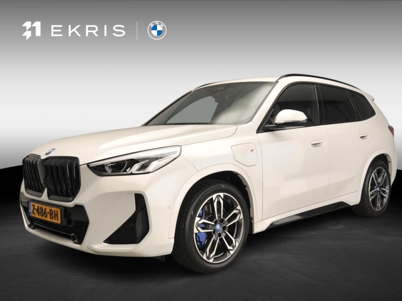 BMW X1 - xDrive30e | M-Sportpakket | LED | Navigatie  | Trekhaak | Sportstoelen | DAB | Harman-Kard - AutoWereld.nl