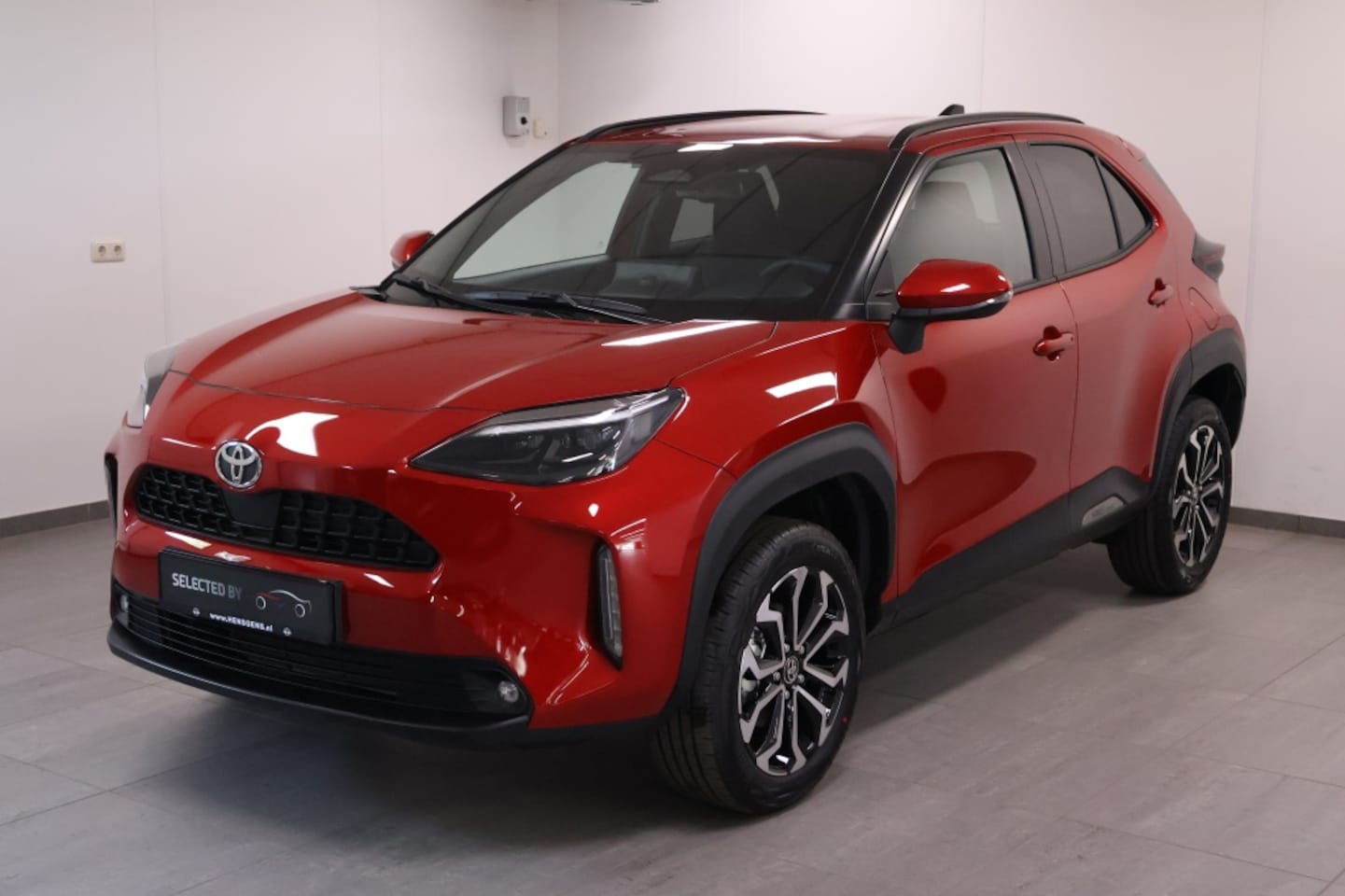 Toyota Yaris Cross - 1.5 Hybride 130 Dynamic | Winterpack | Draadloos laden - AutoWereld.nl