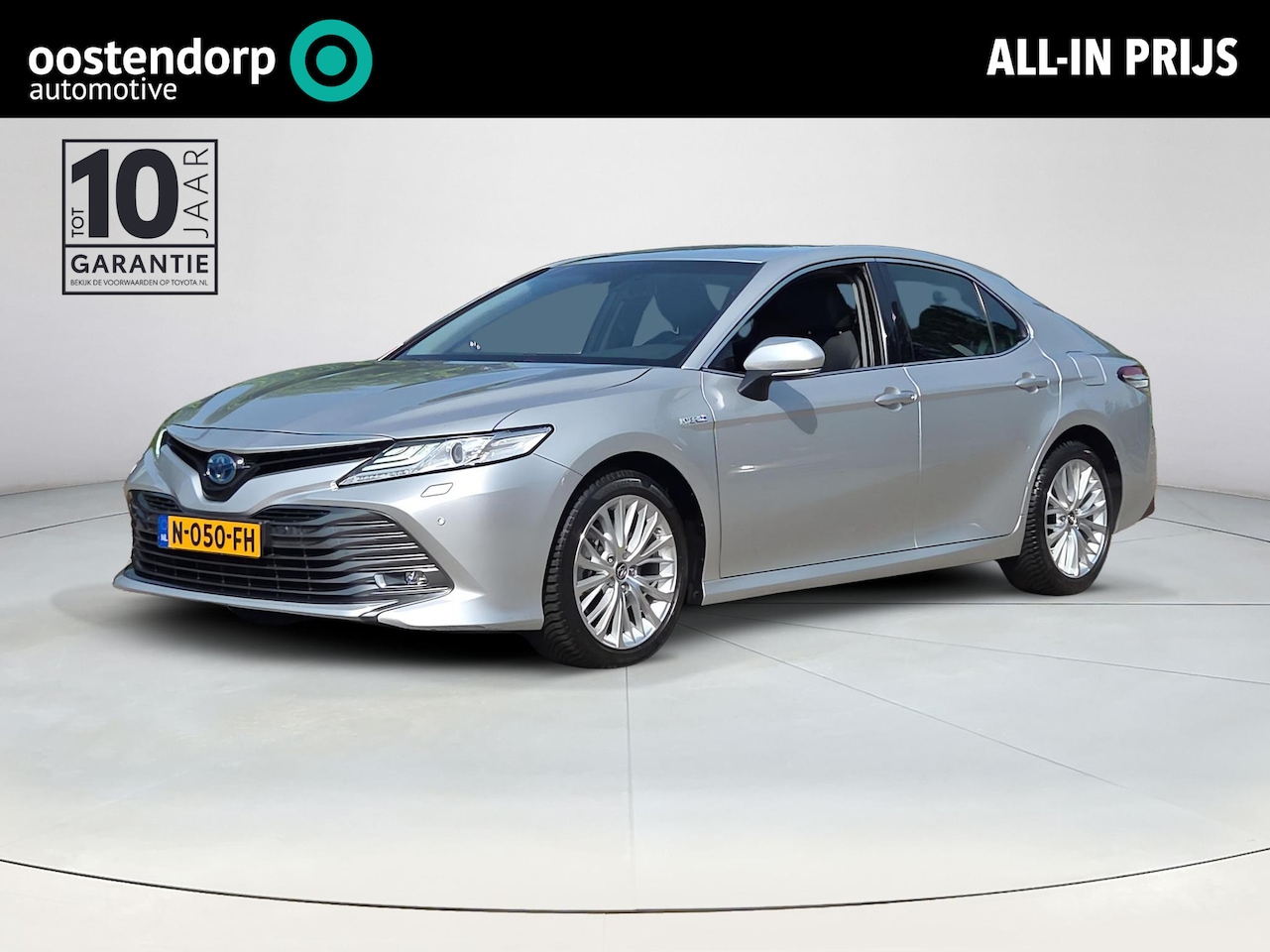 Toyota Camry - 2.5 Hybrid Executive | Navigatie | Parkeersensoren | Blindspot | Rijklaar incl. garantie | - AutoWereld.nl