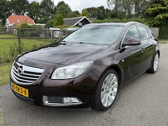 Opel Insignia Sports Tourer - 1.4 Turbo EcoFLEX Cosmo XENON/NAVI/ECC/PDC
