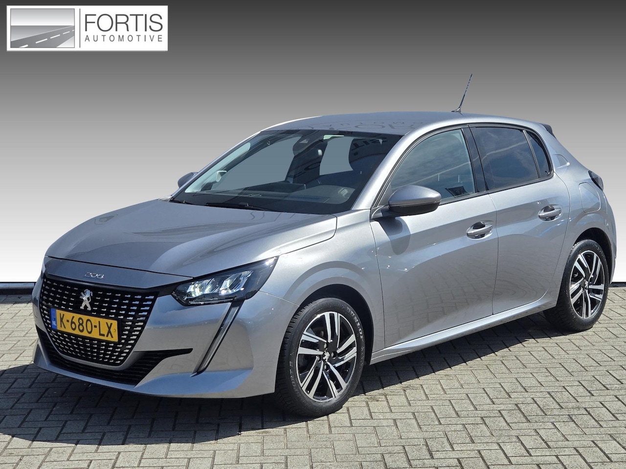 Peugeot 208 - 1.2 PureTech Allure Pack NL-AUTO | STOELVERWARMING | ECC | - AutoWereld.nl