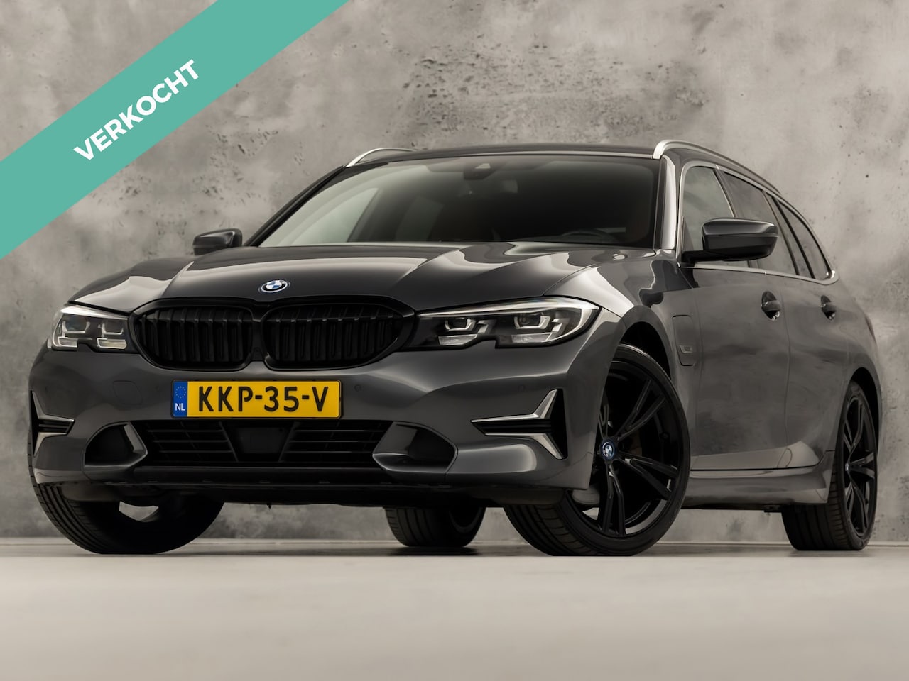 BMW 3-serie Touring - 320e Sport 204Pk Automaat (APPLE CARPLAY, GROOT NAVI, DEALER ONDERHOUDEN, BRUIN LEDER, GET - AutoWereld.nl