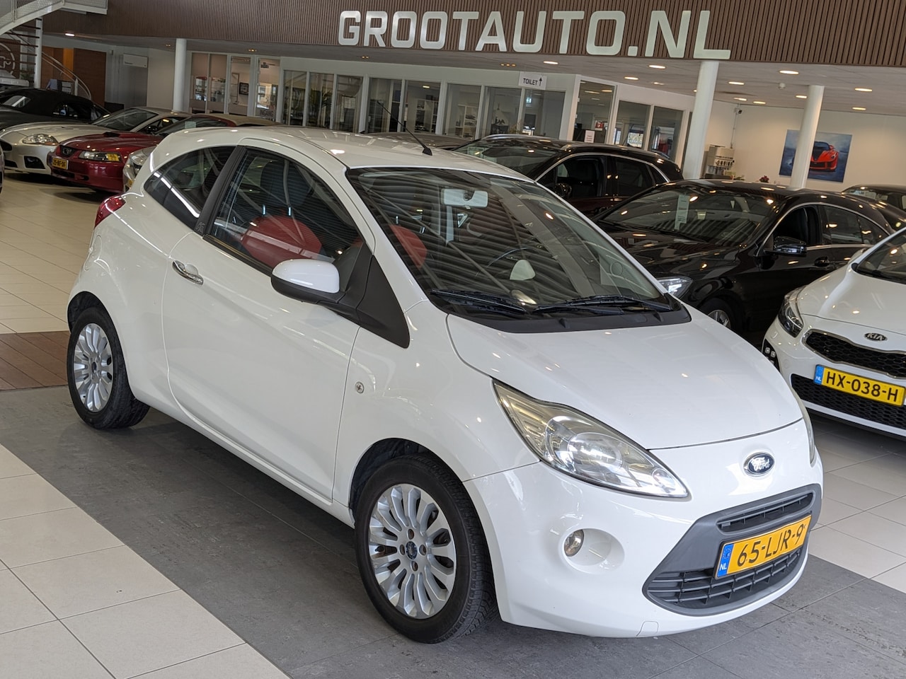 Ford Ka - 1.2 Titanium X Airco, Stuurbekrachtiging - AutoWereld.nl