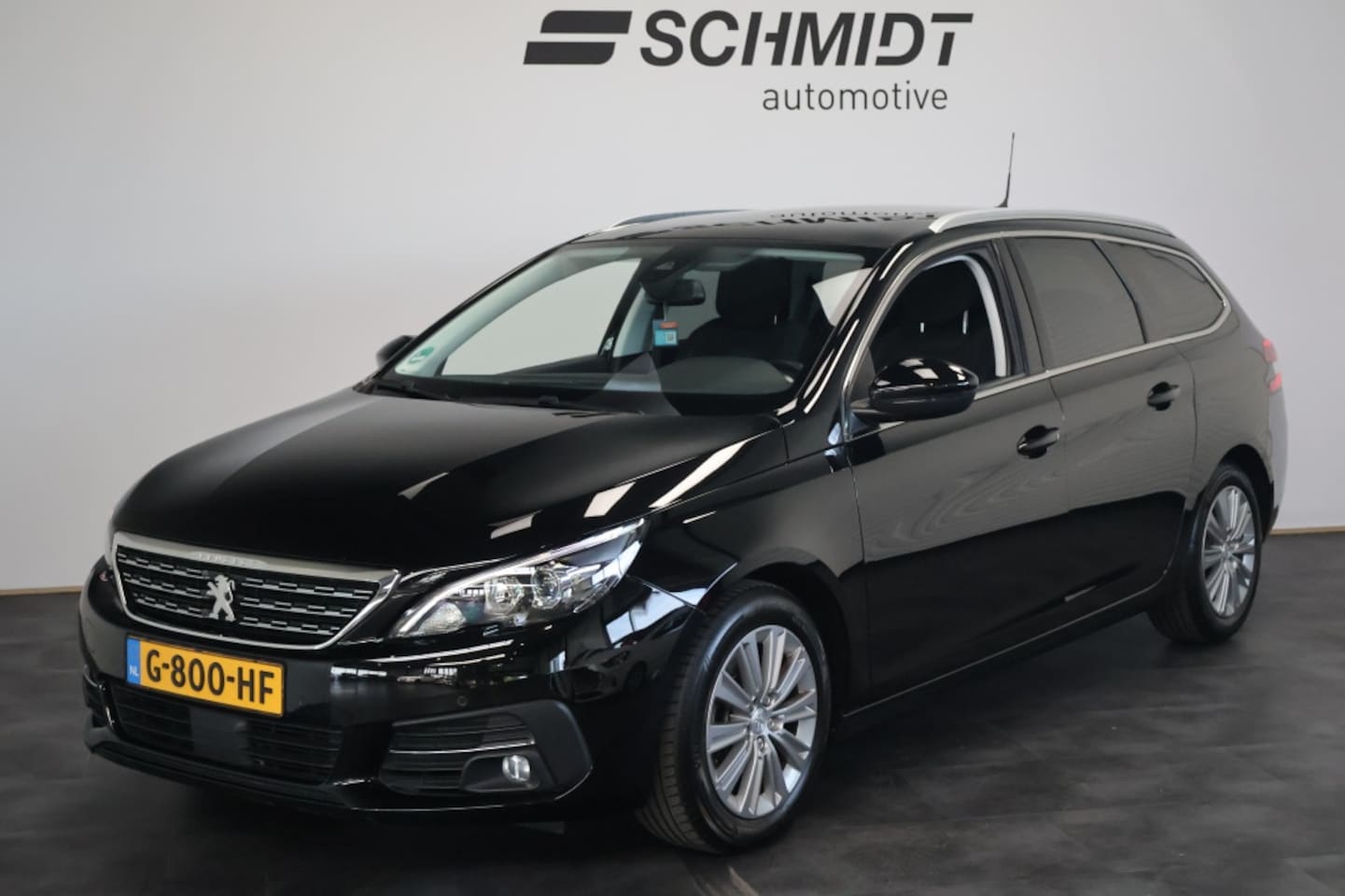 Peugeot 308 SW - 1.2 PureTech Blue Lure Pro | Panoramadak | Camera | Carplay - AutoWereld.nl