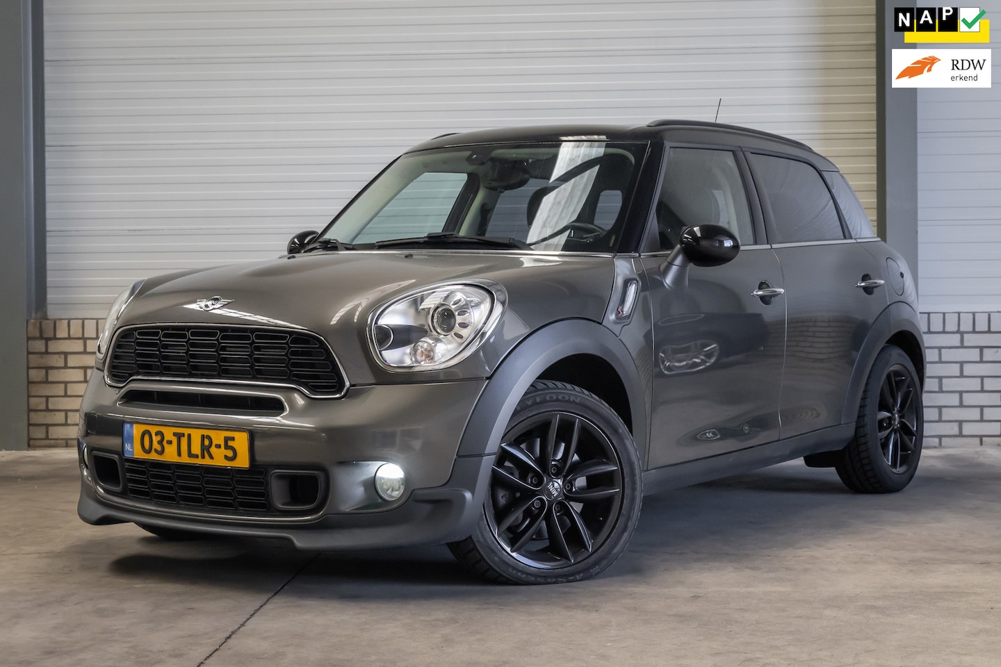 MINI Countryman - 1.6 Cooper S ALL4 Pepper - AutoWereld.nl