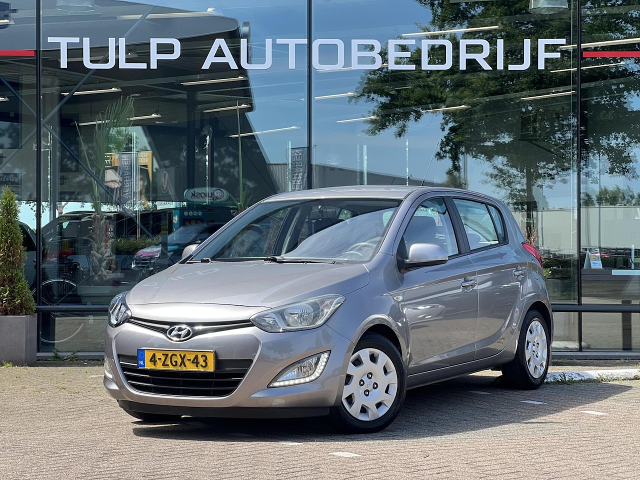 Hyundai i20 - 1.2i i-Drive 5 Deurs Airco LED Goed onderhouden! - AutoWereld.nl