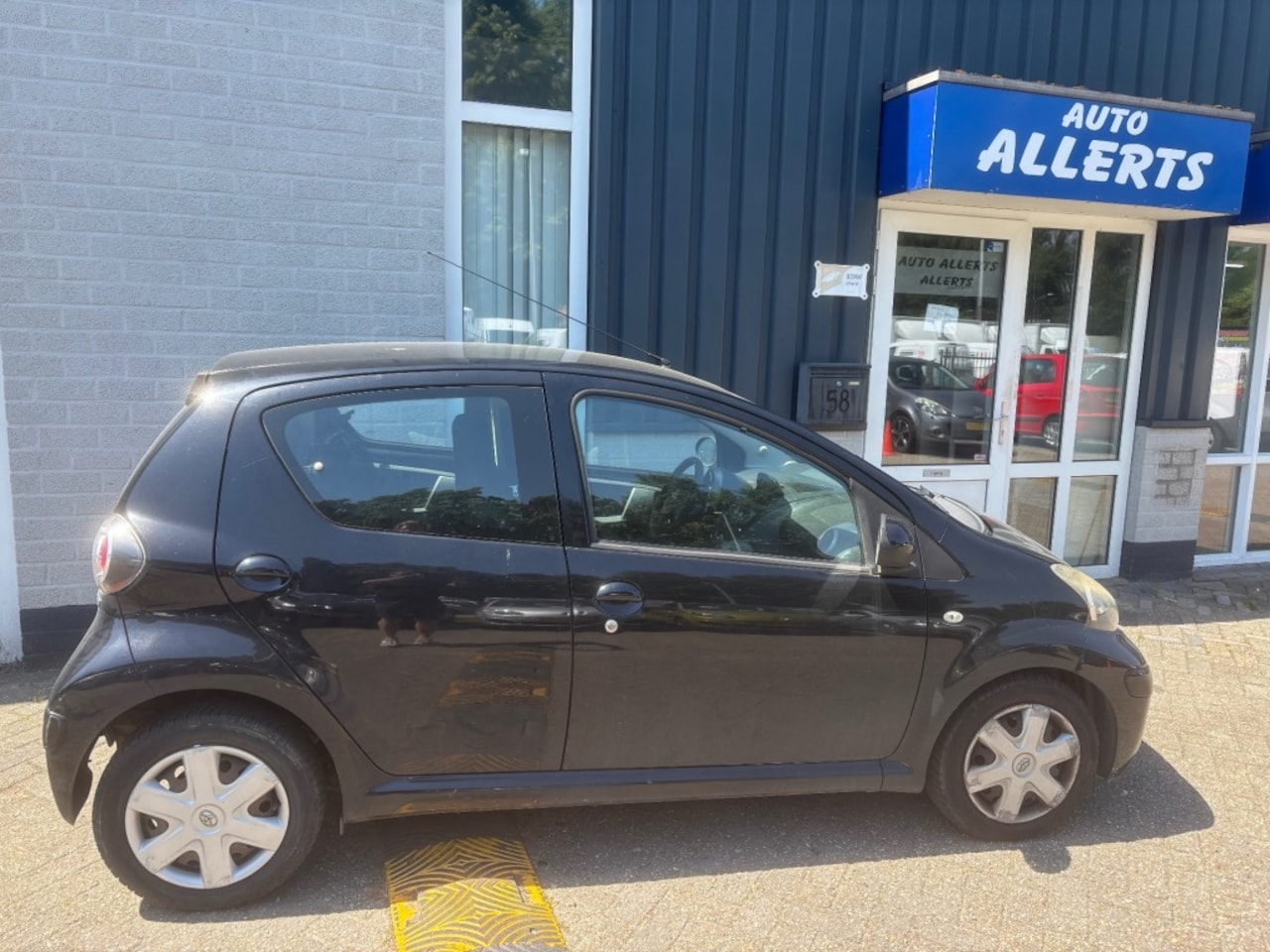 Toyota Aygo - 1.0-12V COMFORT NAV. airco - AutoWereld.nl