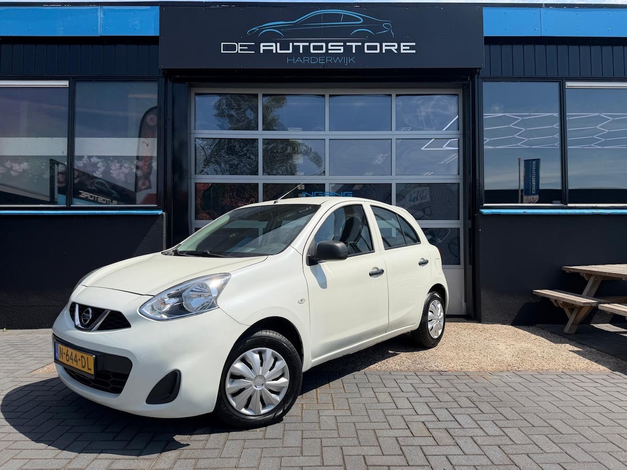 Nissan Micra - 1.2 Visia Pack Airco Elektrische Ramen 128 Dkm Parelmoerwit Zeer Nette Auto !!! - AutoWereld.nl