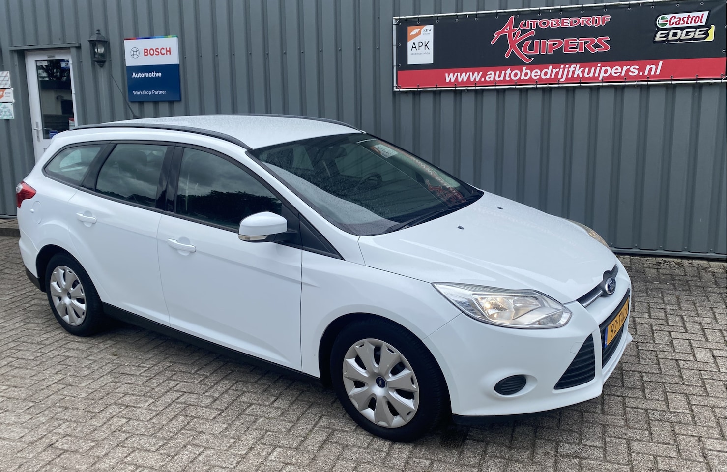 Ford Focus Wagon - 1.6 TI-VCT Trend Nav.Pdc.Cruise.Audio - AutoWereld.nl
