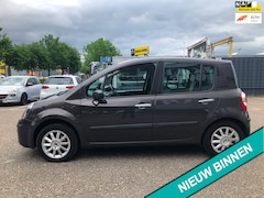 Renault Modus - 1.6-16V Dynamique trekhaak, airco