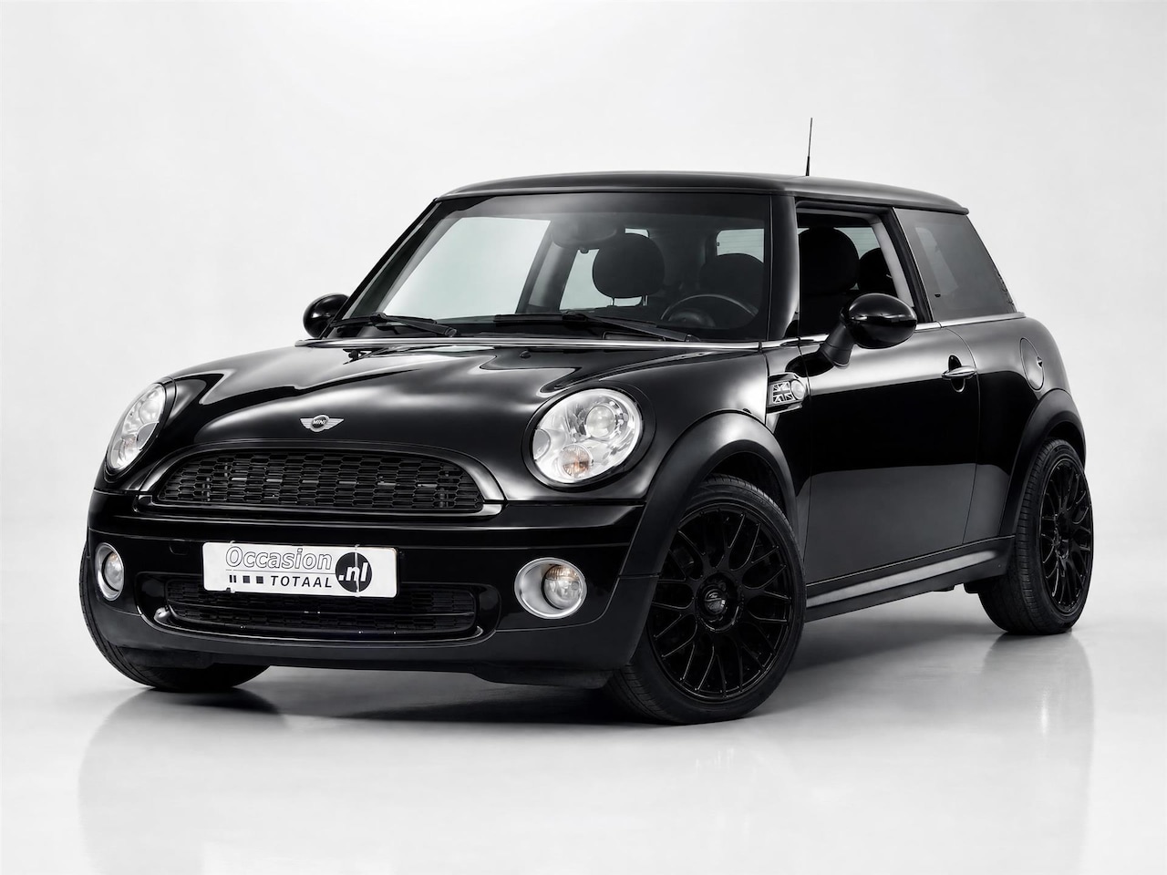 MINI Cooper - 1.6 Cooper | Xenon | Airco | Bluetooth | LM Velgen - AutoWereld.nl