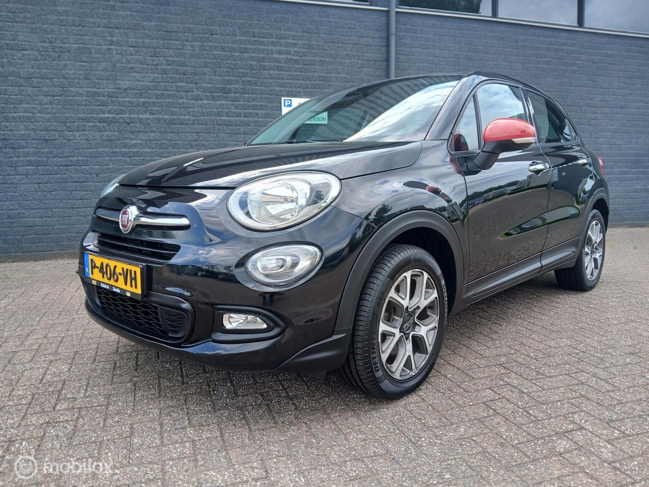 Fiat 500 X - 1.6 Rosso Amore/102.000Km/Panoramadak - AutoWereld.nl