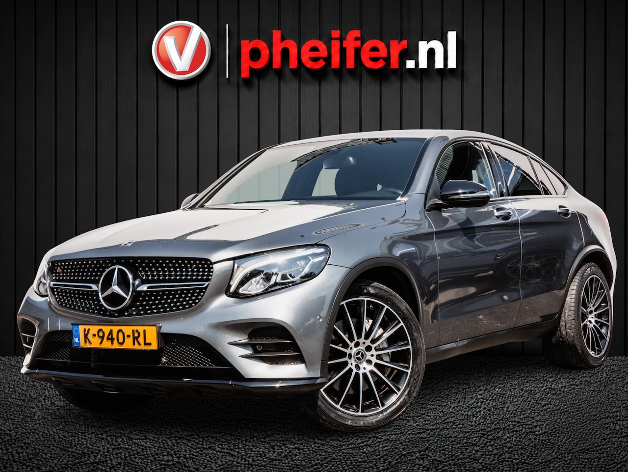 Mercedes-Benz GLC-klasse Coupé - 250 4MATIC Sport Edition Premium Trekhaak/ AMG Styling/ Leer/ Camera/ Navigatie/ Full led - AutoWereld.nl