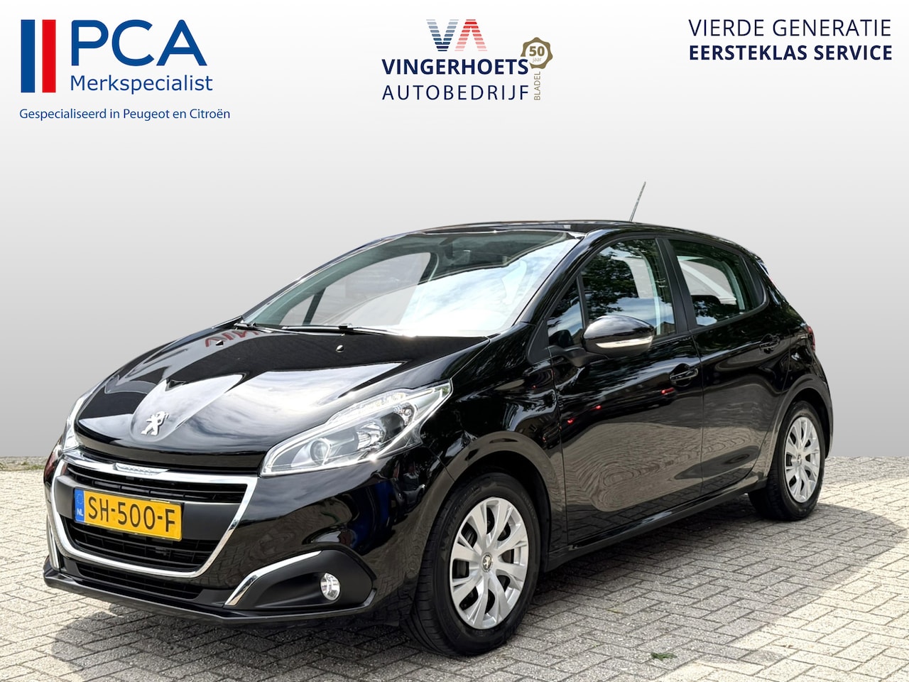 Peugeot 208 - Benzine 1.200 Luxe 5-Deurs * Navigatie * Airco * Trekhaak * DAB Radio * Cruise Control * Z - AutoWereld.nl