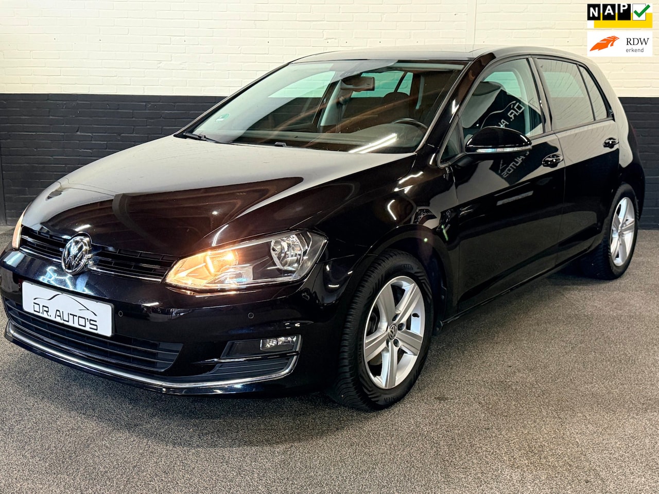 Volkswagen Golf - 1.2 TSI Highline Pano Alpine radio compleet onderhouden 2e eigenaar - AutoWereld.nl