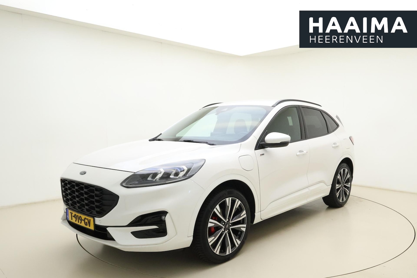 Ford Kuga - 2.5 PHEV ST-Line 225 Pk | Stoel/Stuur/Voorraam Verwarming | Electrische Achterklep | Clima - AutoWereld.nl