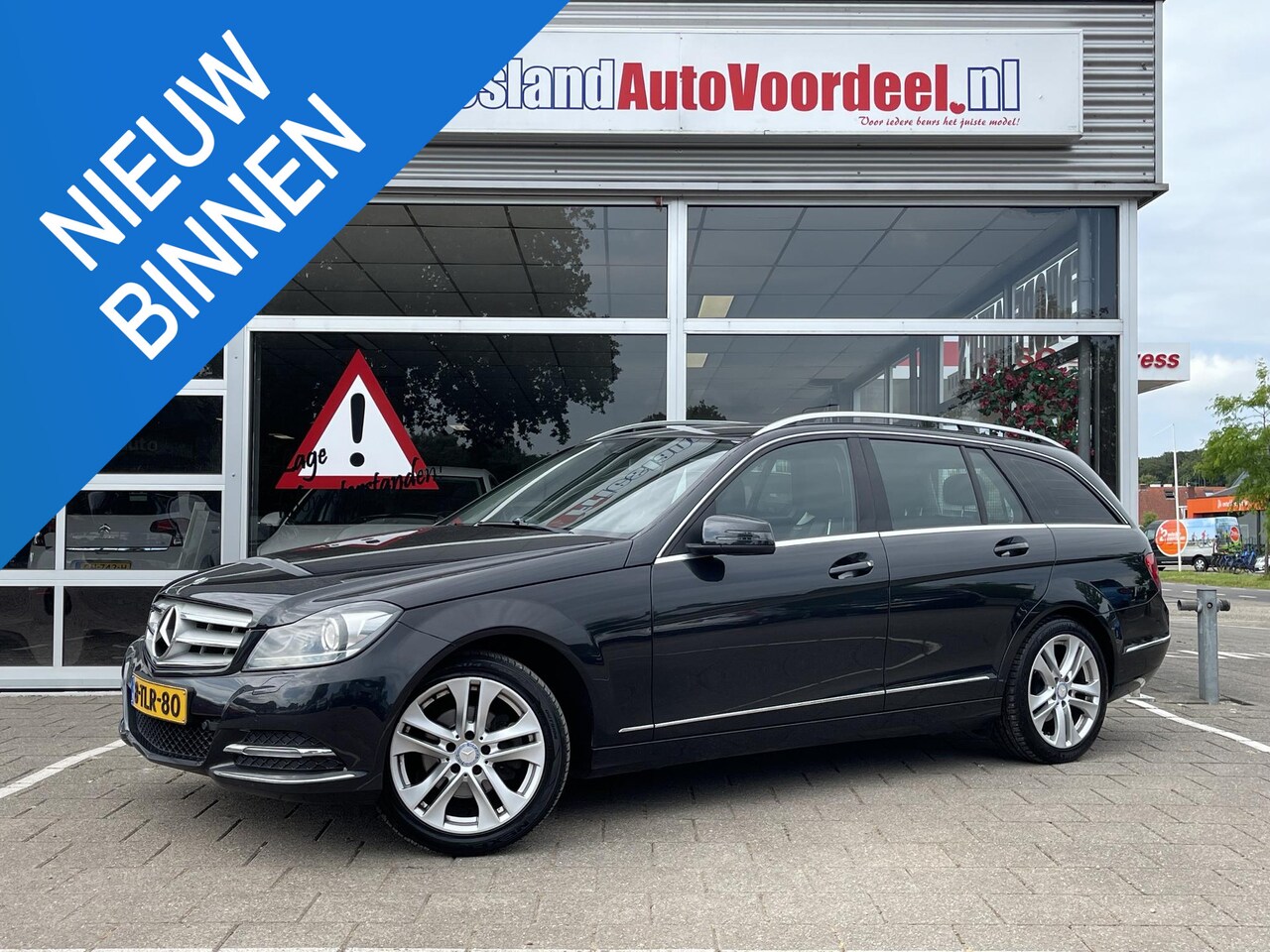 Mercedes-Benz C-klasse Estate - 180 Ambition Avantgarde Automaat / Xenon / Trekhaak / PDC / 2014 - AutoWereld.nl