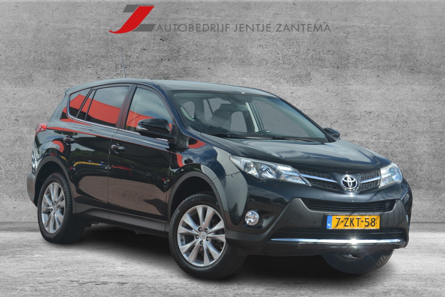 Toyota RAV4 - 2.0 Executive Business 4WD | Navigatie | Camera | Leer | Stoelverwarming | Trekhaak!! | De - AutoWereld.nl
