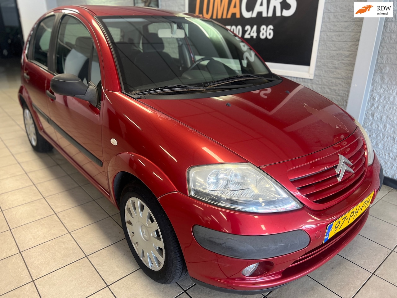 Citroën C3 - 1.4i Différence | Automaat | Trekhaak | NAP | - AutoWereld.nl