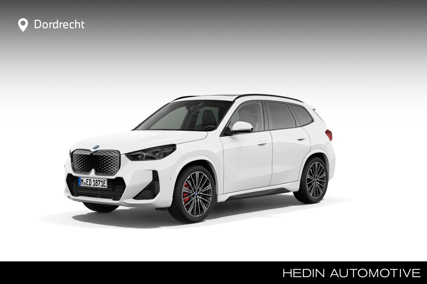 BMW iX1 - eDrive20 M-Sport Pro | 20" | Panorama | Harman Kardon | Trekhaak | - AutoWereld.nl
