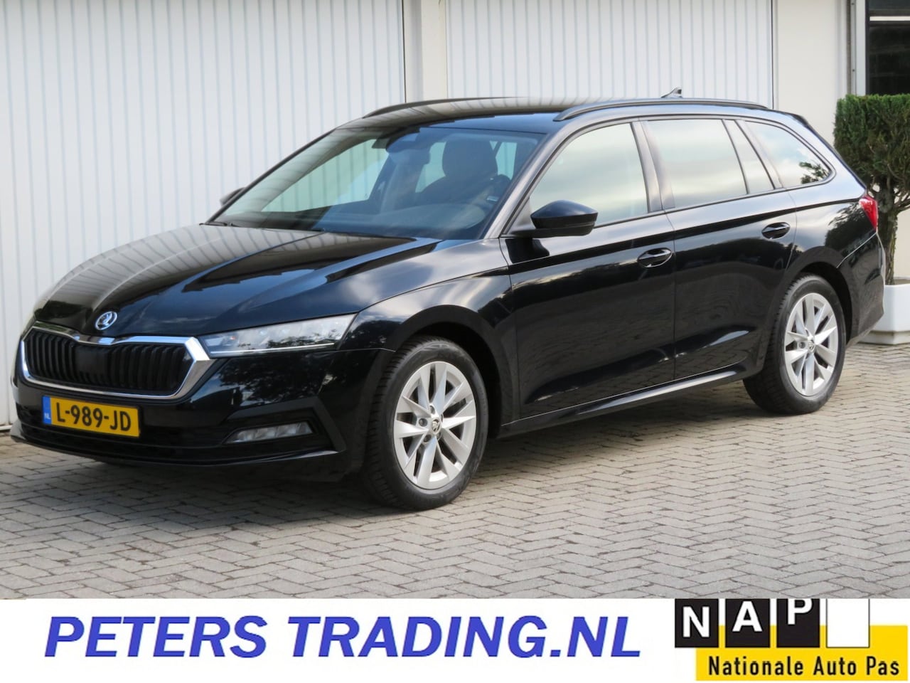 Skoda Octavia Combi - 1.0 e-TSI 110pk AUT. Edition NL AUTO-1e EIGENAAR-DEALER OH - AutoWereld.nl