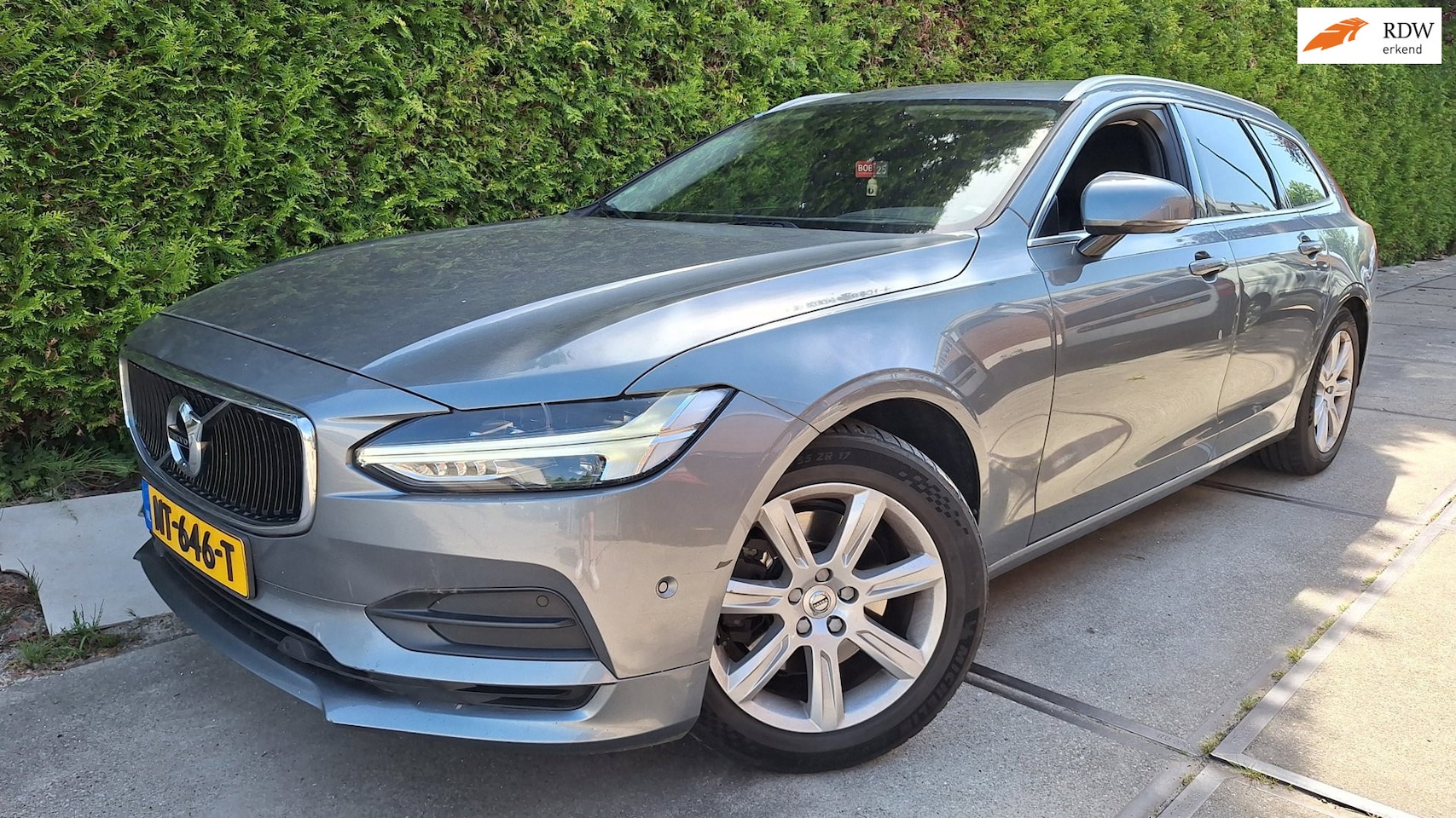 Volvo V90 - 2.0 D4 Momentum 2.0 D4 Momentum - AutoWereld.nl