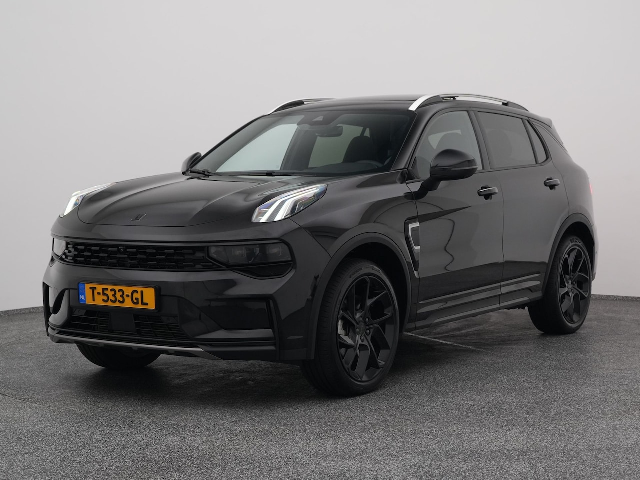 Lynk & Co 01 - 1.5 Plug-in Hybrid | 360° | BLACK | VOL LEDER | ZWARTE HEMEL | NLD AUTO - AutoWereld.nl