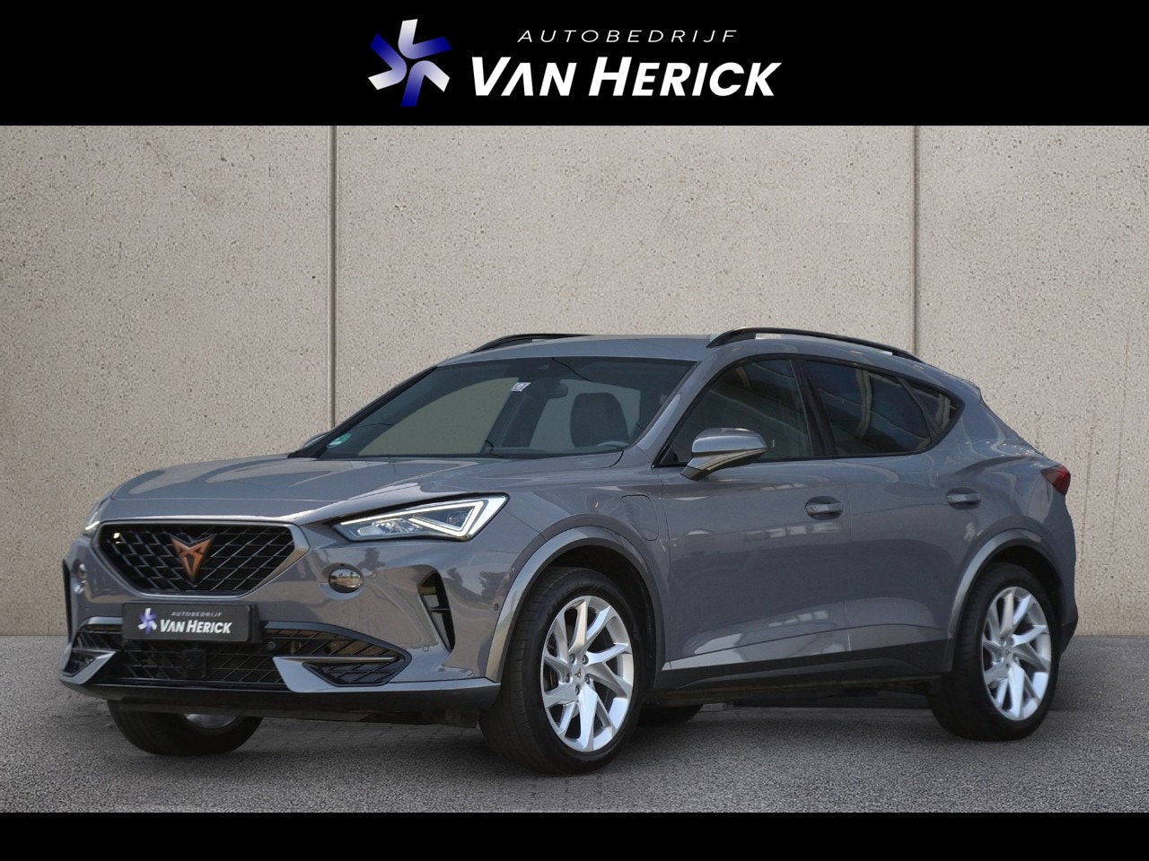 CUPRA Formentor - 1.4 e-Hybrid Business | Achteruitrijcamera | Stoelverwarming | Ambient Light | Full Link - AutoWereld.nl