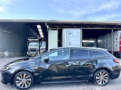 Toyota Corolla Touring Sports - 1.8 Hybrid automaat Dynamic - nap - 2021 - front + line assist - camera - keyless entry +