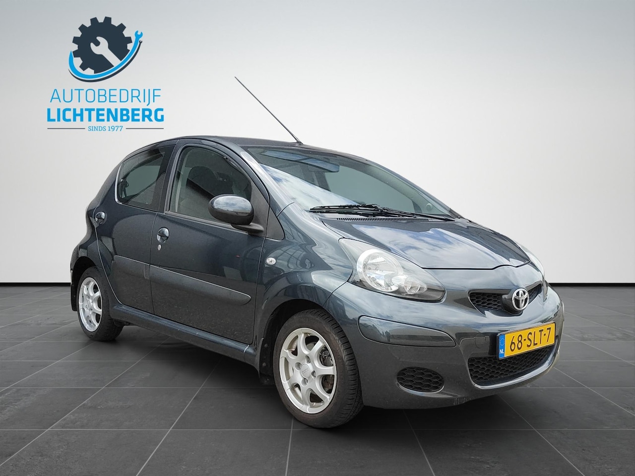 Toyota Aygo - 1.0-12V Comfort Navigator AIRCO / AUTOMAAT - AutoWereld.nl