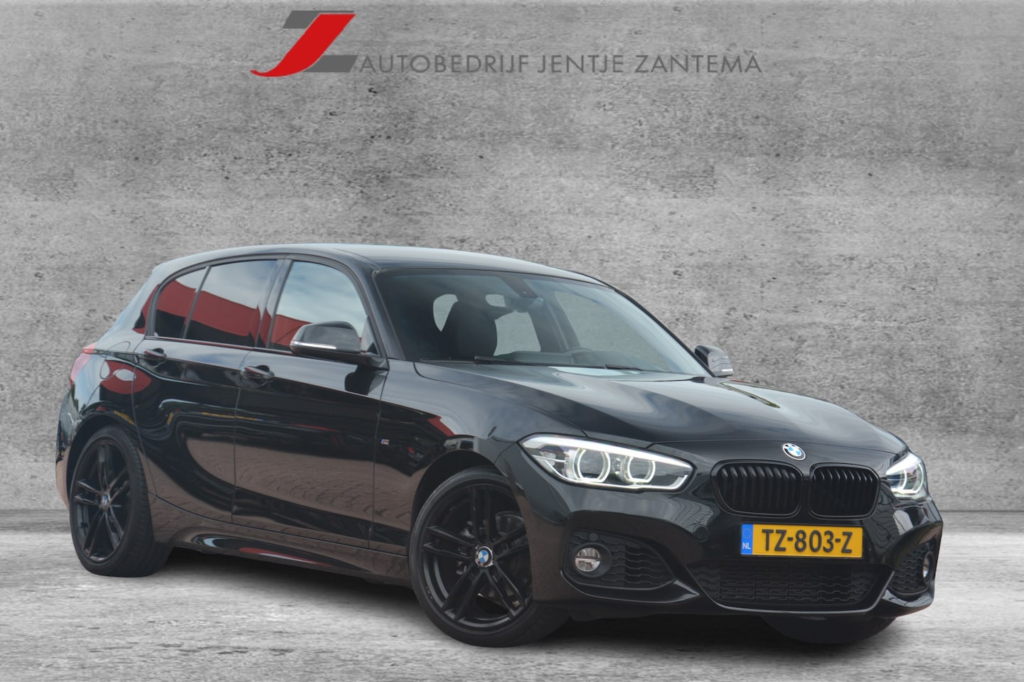 BMW 1-serie - 118i Executive | M-pakket | Navigatie | Sportstoelen | Leer | PDC | NL auto!! | - AutoWereld.nl