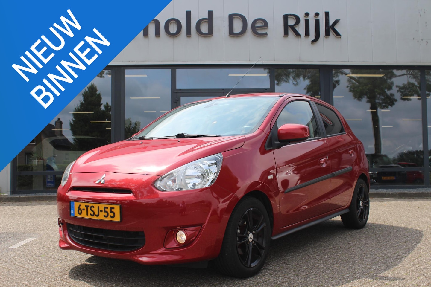 Mitsubishi Space Star - 1.2 Invite AUTOMAAT - AutoWereld.nl