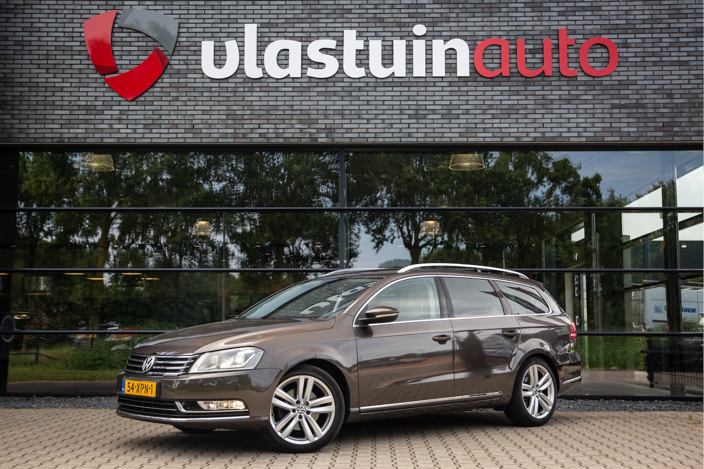 Volkswagen Passat Variant - 1.4 TSI High  Executive Line BlueMotion 1.4 TSI High Executive Line BlueMotion , Trekhaak, Cruise control, - AutoWereld.nl