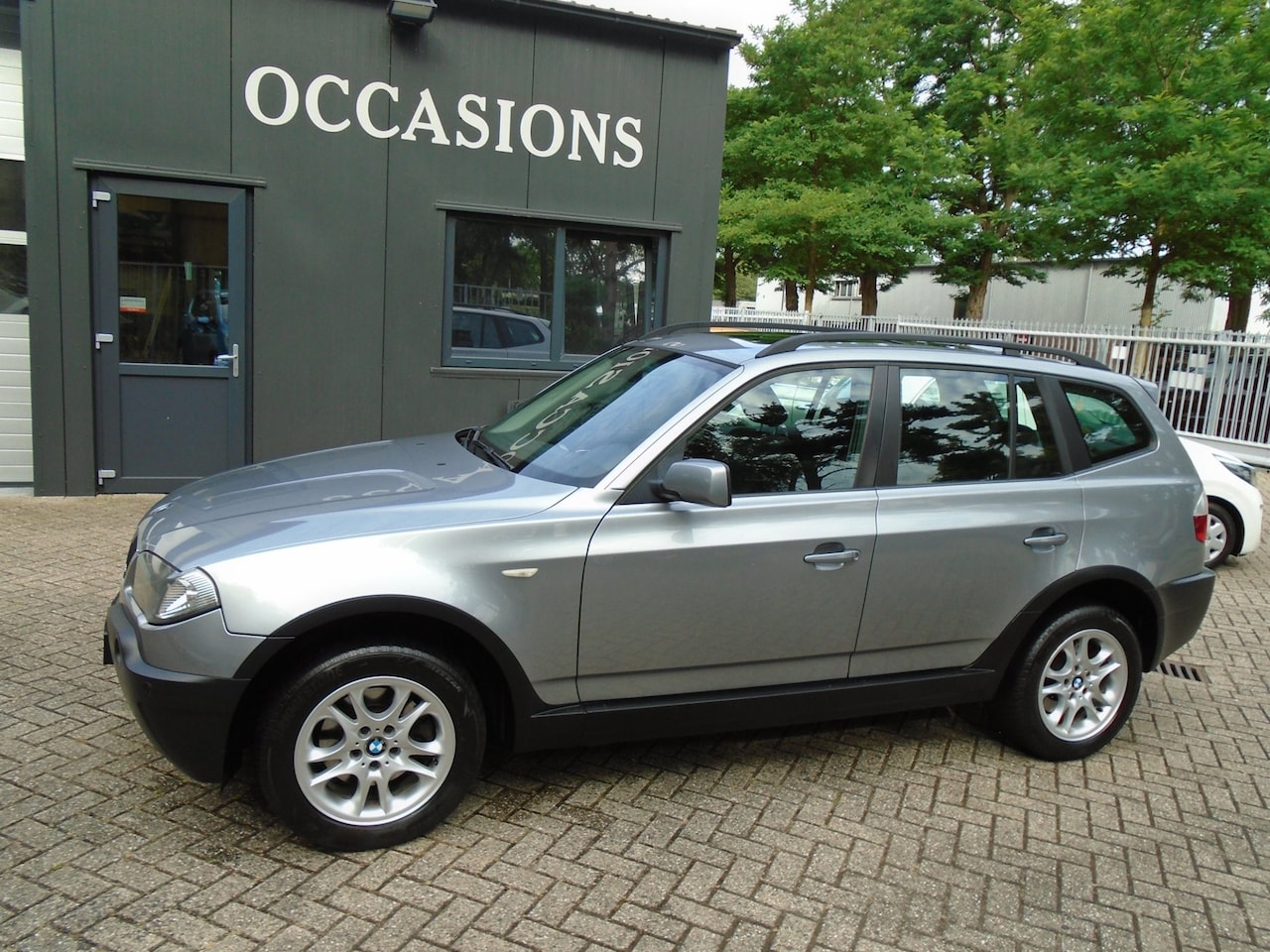 BMW X3 - 2.0i Executive - AutoWereld.nl