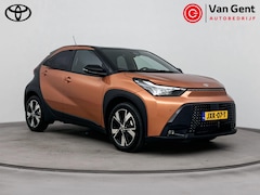 Toyota Aygo X - Hybrid 115 pulse | Apple Carplay / Android Auto | Adaptive Cruise | LED | Clima | Parkeers