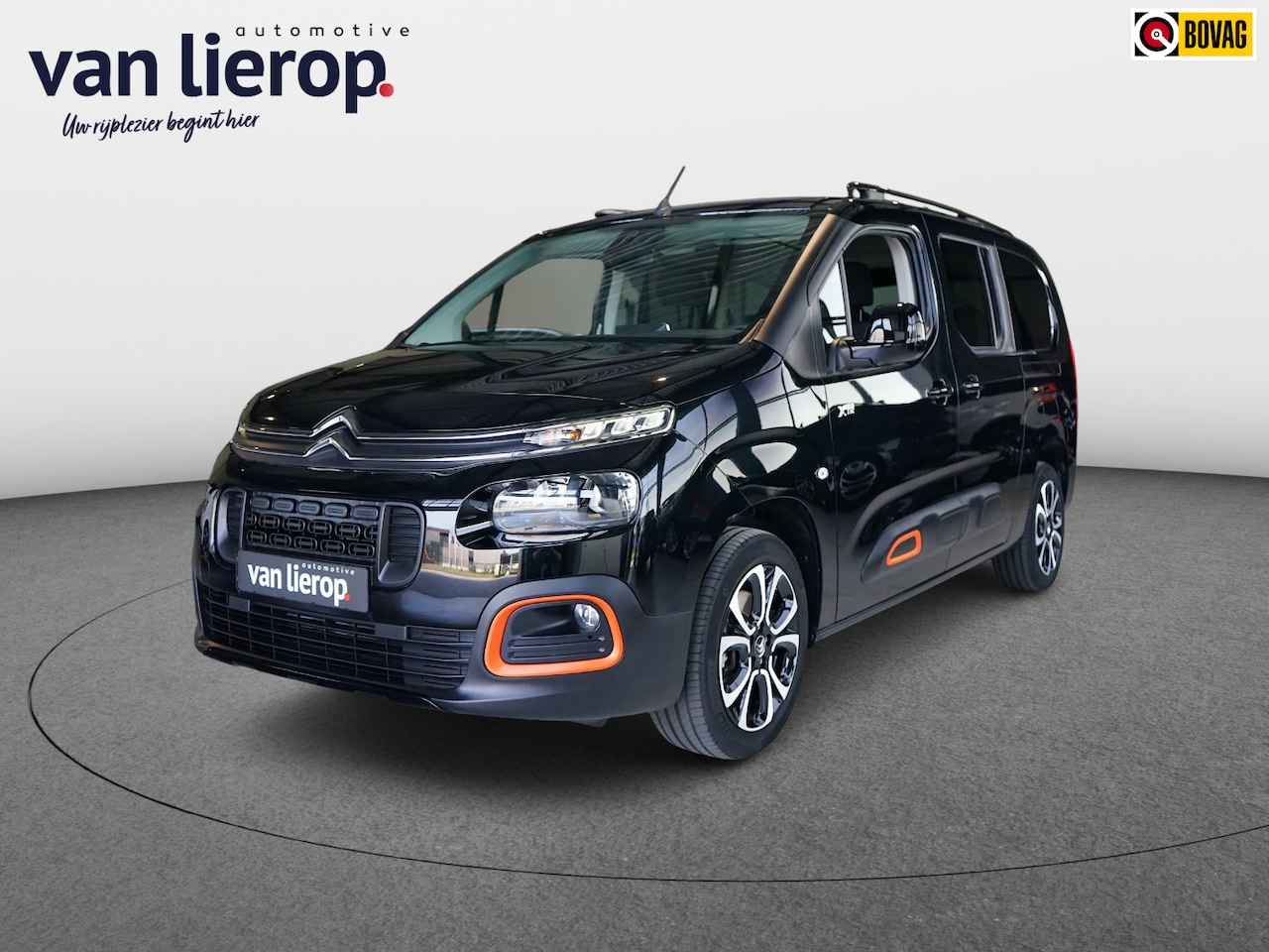 Citroën Berlingo XL - 1.2 PureTech Shine 7p. TREKHAAK | 1STE EIGENAAR - AutoWereld.nl