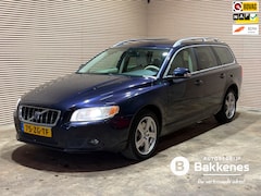 Volvo V70 - 2.5T Summum | Leder | Automaat | Trekhaak