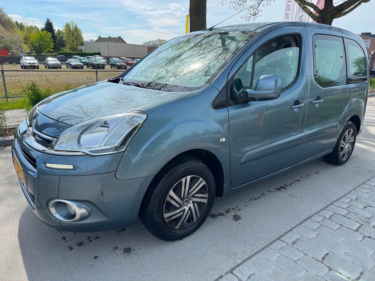 Citroën Berlingo - 1.6 e-HDi Tendance 1.6 e-HDi Tendance - AutoWereld.nl