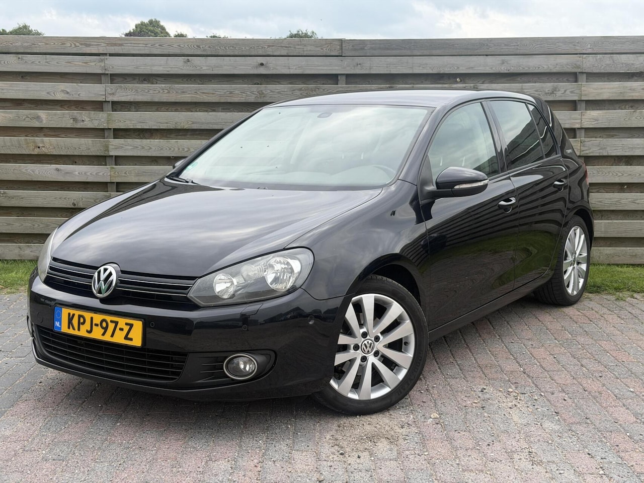 Volkswagen Golf - 1.2 TSI Team Cruise Stoelverw. Airco - AutoWereld.nl